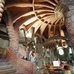 バルセロナのガウディ建築をめぐる１日