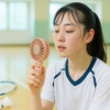 【口コミ検証】冷却プレート付きハンディファンは暑い体育館で“本当に”涼しい？効果・比較・日本製おすすめまで完全ガイド
