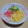 彩り盛りした冷たいぼっかけ稲庭うどん　より。