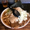 【今週のラーメン３５１５】 手打ち中華そば 酒田 平間店 （川崎・平間） チャシュー麺 （小）＋玉ねぎ＋身入り　〜素朴さ優しさワイルドさ・・・突き抜けて中毒性発揮のやみつき中華そば！