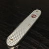 VICTORINOX(ビクトリノックス)ソルジャー＆ファーマー　アルミボディの10徳ナイフが物欲を刺激する！