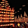 日本の誇る提灯が夜空を焦がす日本三大提灯祭