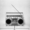 テレビを捨ててラジオを聴こう！ラジオ生活礼賛