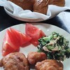 ネオ黒糖ロールと鶏の唐揚げ