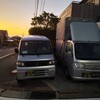 今朝も夜明け前から、朝の急ぐ荷物だけ運送会社で