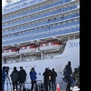 クルーズ船 下船した人たちへの対応疑問視 海外メディア