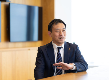 変化を恐れないDNAを礎に、成長への挑戦と株主還元を両立する ー「統合報告書 2026」秋山修 CFOメッセージ