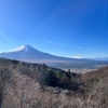 窓から富士山を望む