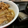 松屋 京成大久保 豚肩ロース生姜焼定食と牛めし