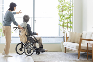 近所の特別養護老人ホームへの入居が決まりました。家に帰って来たときのために、今まで使っていた車椅子をそのままレンタルしておくことは可能でしょうか？ 