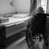 現在カナダで非常に人気のある安楽死、医師の殺人者は需要を満たすのに苦労しています