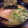 Y's Dining Barのラーメン。