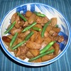 鶏肝とコンニャクの炒め煮　レシピ