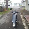 一人の人間をバイクに乗せた
