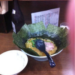 家系らーめん たま家 本店