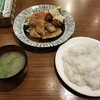 西川口の「カフェ ラボ」で生姜焼きとカキフライ定食を食べました★