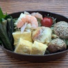 自分のお弁当作り、またもやおつまみがたくさん入っています