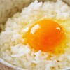 生卵は子どもにいつから食べさせていいの？生野菜は？お刺身は？チョコレートは？