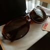 奥様に　JINSのサングラス購入です。