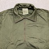 ★春秋のインナーに最適！【アメリカの軍服】スリーピングシャツ（後期型・ジップアップタイプ）とは？1069 🇺🇸 ミリタリー