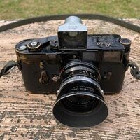 NIKON FとNIKKOR-S Auto 5.8cm f1.4にリバーサルフィルムのベルビア100