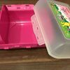 ドイツの便利なお弁当箱。三角おにぎりも入って素敵です♪