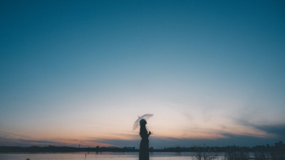 身近にあるものですぐできる！ビニール傘でポートレートにプラスαの要素を