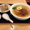 大阪ミナミ 蓬莱本館