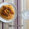 【一人分の簡単レシピ】サバとオリーブのトマト煮込み。スパゲティで。
