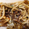 【埼玉セブンイレブン限定】日本5大焼きうどんの1つ《鳩ヶ谷ソース焼うどん》がコラボしていたので食べてみました😋
