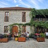 素朴なボスニア・ヘルツェゴビナの古都に泊まる ― トレビニエ旧市街の『RAS Trebinje Stari Grad』宿泊レポート