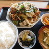 関英ドライブイン　レバニラ肉炒め定食