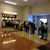 便所の行列にみる「元を取る」現象と悪循環