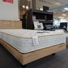 ドリームベッド　フラットタイプで超シンプルなデザインのベッドのご紹介です。