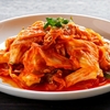  【市販キムチの食べ比べ❣ご飯がほしい〜🍚】YouTuber リュウジ さんが市販の「キムチ」を食べ比べ、要チェックですよ!?  ≪めちゃ推しYouTube≫