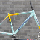 Bianchi フェニーチェと豚ローディー