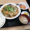 西川口の「あおき食堂」で手羽元と厚揚げと野菜のあんかけ定食を食べました★