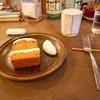 三軒茶屋の「tito.ten」でキャロットケーキ、珈琲牛乳。