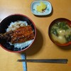丑の日（8月5日）に食べるのを忘れて、今日「うなぎ丼」戴く。