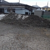 ３月には