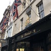 ロンドン：Hatchards 英国王室御用達の有名老舗書店