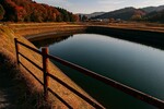北海道士幌町の貯水池清掃事故｜74歳はなぜ一人で作業？健康な大人でも這い上がれない危険性を解説