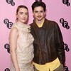 ティモシー・シャラメ、シアーシャ・ローナンに熱烈ハグ