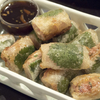 餃子の餡が余ったら、ライスペーパーで揚げ春巻