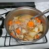 珍しく豚肉使用。豚汁新規作成。納豆玉子かけご飯。源氏パイ。