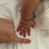産後もママは赤ちゃんの体の一部、と受け入れてみる
