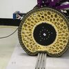 韓国チームが開発、障壁を乗り越える車輪