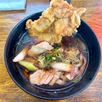 雑賀屋（京成関屋/牛田）天然生鮪ねぎ間太麺そば＋唐揚げ