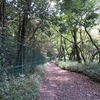 狭山湖へ通じる緑道（東京都西多摩郡瑞穂町・東京都武蔵村山市）