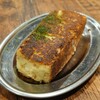 【鉄板 お好み焼 くらはち】掘り炬燵席でのんびり。カジュアル使いできる鉄板焼き店(中区流川町)